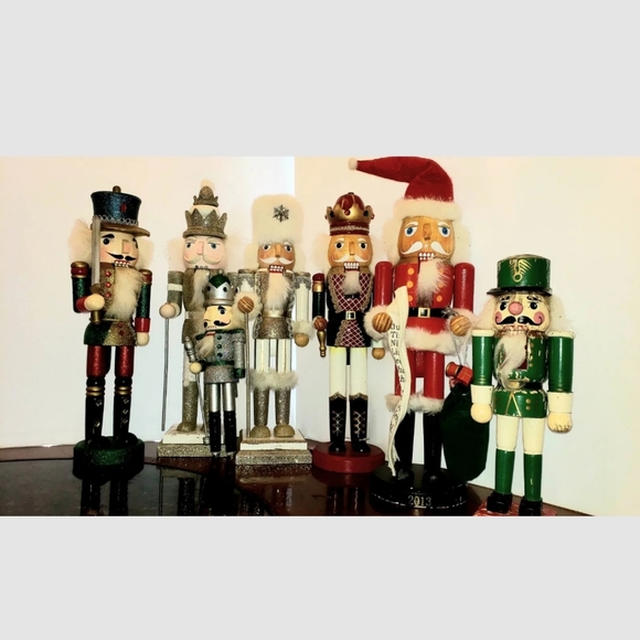 Any one of the Vintage Nutcracker Christmas Navidad Decoration Ornament $25 - Picture 4 of 16